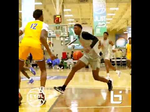 North Carolina Tar Heels landed a commitment from 5-star forward GG Jackson 💪🏽
