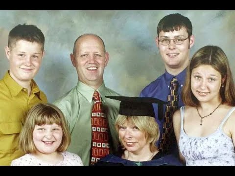 Cutting Edge: Behind Closed Doors (Robert Mochrie Documentary 2003)