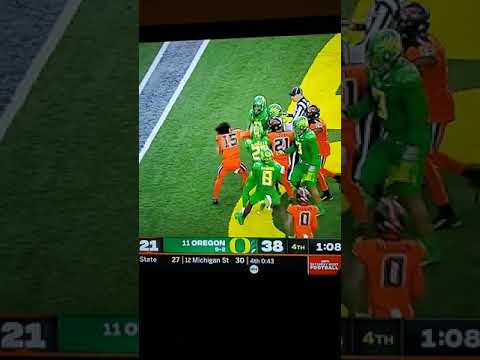 Oregon Ducks vs. Oregon State Beavers football brawl fight 2021