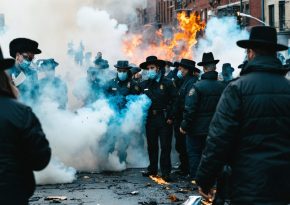 Chaos Erupts as Protesters Clash in Brooklyn’s Orthodox Jewish Hub Chaos Erupts as Protesters Clash in Brooklyn’s Orthodox Jewish Hub