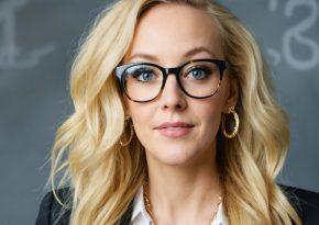 Kat Timpf Faces Cancer with Humor: A Remarkable Tale of Strength and New Beginnings Kat Timpf Faces Cancer with Humor: A Remarkable Tale of Strength and New Beginnings